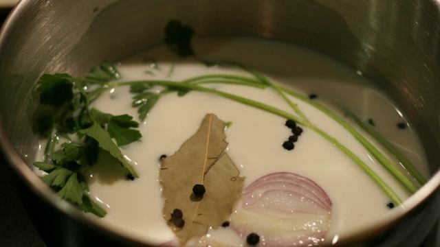 White sauce | Wikipedia audio article смотреть онлайн