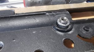 Восстанавливаем резьбу.