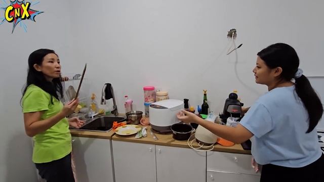 BERENANG DI KOLAM KOMPLEKS - HARI KE 2 RUMAH BARU ! Vlog Pindah Rumah CnX Adventurers смотреть онлайн