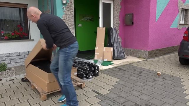 Serious Unboxing - D'Angelico Guitars, Access Bags, Triad-Orbit, Bulldog Stands смотреть онлайн