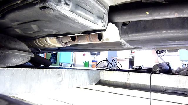 Mercedes W124 260E Sound ab Katalysator смотреть онлайн