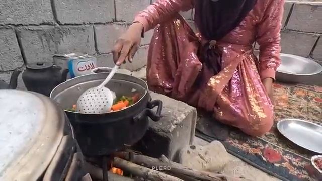 24.01.2024 Находчивая Мать Превращает Сарай в спальню и кухню смотреть онлайн