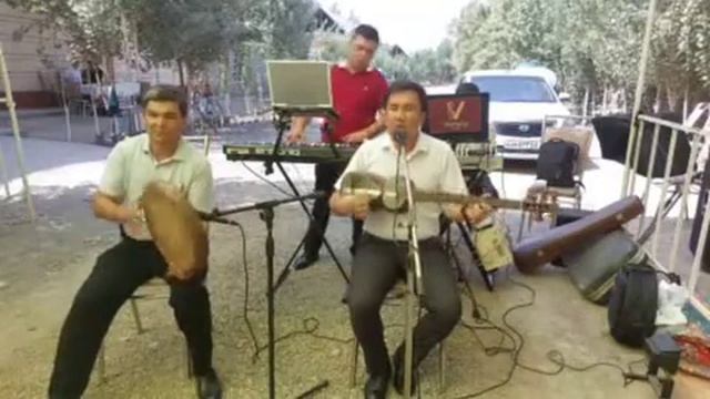 Уртокларинг айтганда ёр ёр