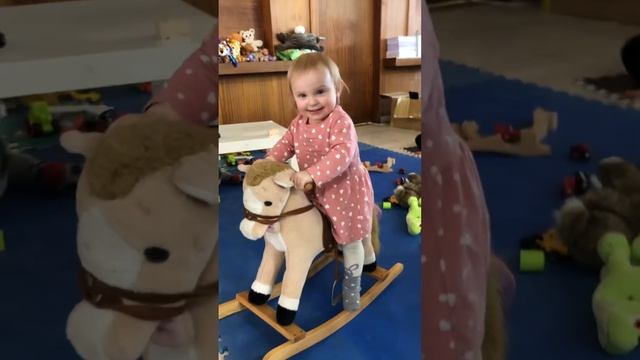 Лили на лошадке смотреть онлайн