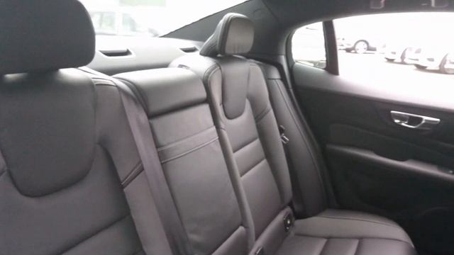 VOLVO SELEKT S60 T4 190HP R-DESIGN ICE WHITE 2019 | EUROSERVICE