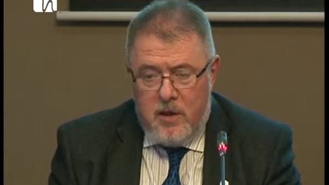 Boala cronică de rinichi, tratată pe patul de moarte смотреть онлайн