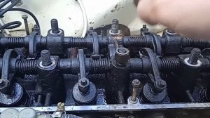 Снятие прикипевшей ГБЦ с 412 мотора...