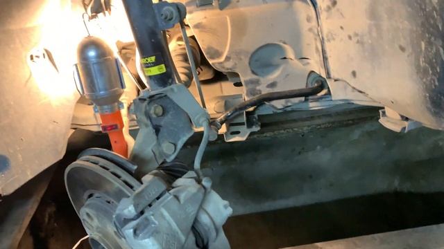 ЗАМЕНА ШАРОВЫХ ОПОР СВОИМИ СИЛАМИ НА РЕНО ДАСТЕР