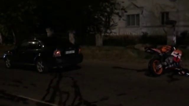 В Бердянске столкнулись мотоциклист и евробляхер