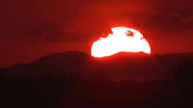 Остров Кунашир. солнце садится_03.57