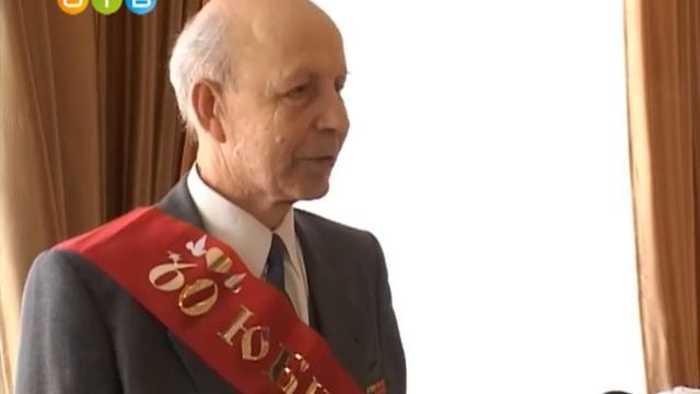 Бриллиантовый юбилей Гололобовых смотреть онлайн