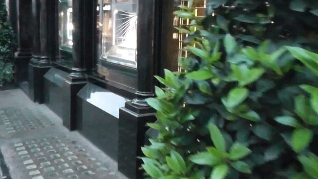 Tiffany, London смотреть онлайн