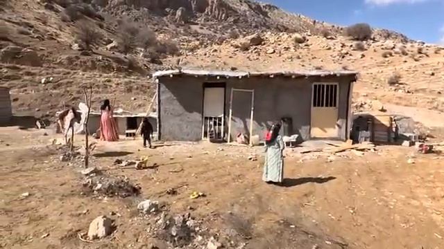 01.02.2024 Креативный ремонт материнского дома Мешковатый потолок и деревянные двери смотреть онлайн