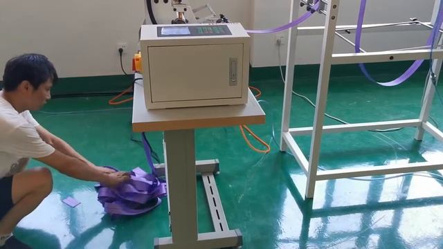 Экономичная автоматическая машина для резки лент с горячим ножом смотреть онлайн