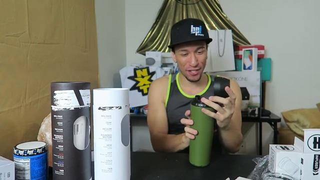 HIIT Bottle V3 | Unboxing & Overview (Green & White) смотреть онлайн