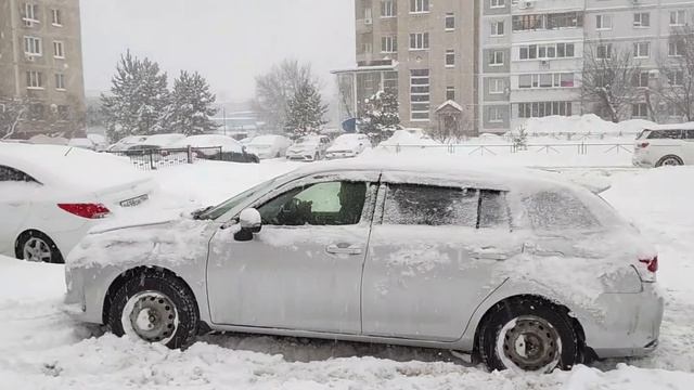 Toyota Fielder 4WD. Как быстро подключается 4WD..mp4