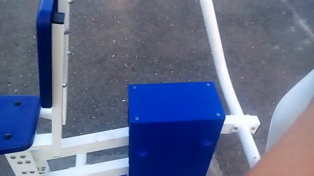 VLOG. Спортивная площадка, тренажеры, турники. Как я провожу своё свободное время и лето. смотреть онлайн