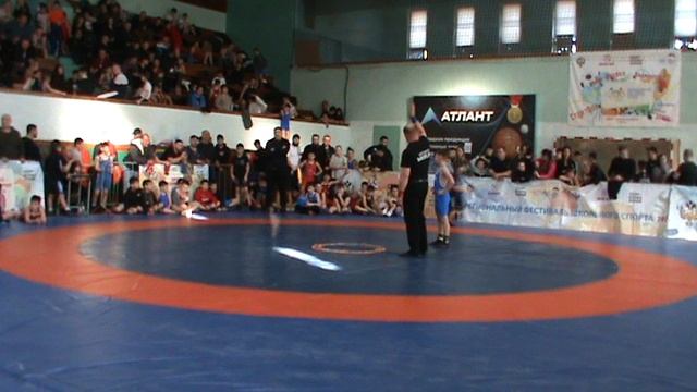 Республиканские соревнования по греко-римской борьбе в честь ЗТР А.В. Пономарёва-6б смотреть онлайн