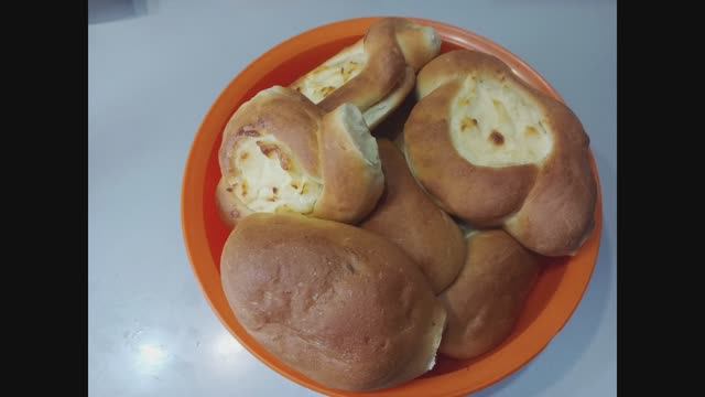 Ватрушки и Пирожки с начинкой смотреть онлайн