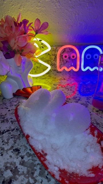 Refrozen Powdery Ice 🧊 Donuts 🍩 Asmr | Powdery Fluffy Ice Asmr #shortvideo #satisfying #asmr