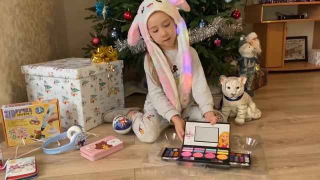 ПОДАРКИ НА НОВЫЙ ГОД 2022 под ЁЛОЧКУ !!!!!РАСПАКОВКА ПОДАРКОВ!!! ЛеляСтар смотреть онлайн