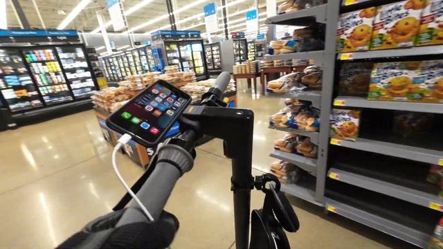 How To Shop At A Grocery Store Using An E-Scooter 🛴 (Walmart Edition) | 4K | Blue Yeti 🎙 | #TCC смотреть онлайн
