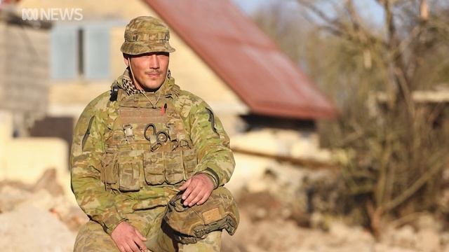 ADF soldiers training everyday Ukrainians for combat | ABC News смотреть онлайн