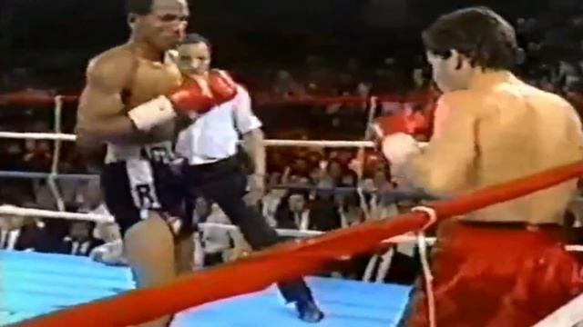 WOW!! WHAT A KNOCKOUT - Julio Cesar Chavez vs Rodolfo Aguilar, Full HD Highlights смотреть онлайн