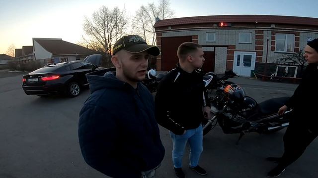 Прохват на СПОРТБАЙКАХ и BMW X6.Падение на мотоцикле. смотреть онлайн