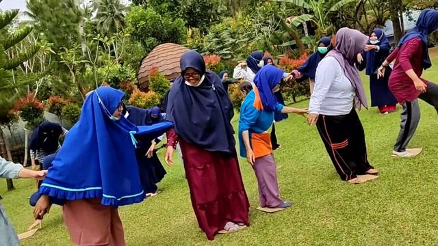 SERUNYA!! perlombaan guru" di Monaco park SIBIRU BIRU!! смотреть онлайн