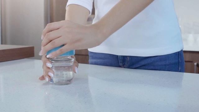 Jiffi Portable Bottle Warmer & Formula Dispenser смотреть онлайн
