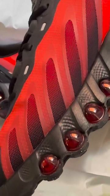 Стильная обувь Nike Air Max Dn8 смотреть онлайн