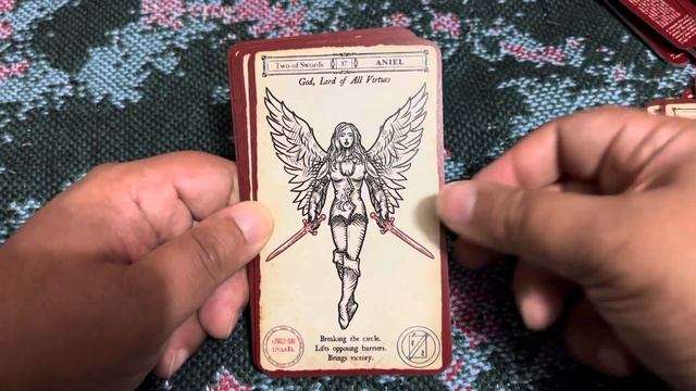 Walk-through of Angel Evoking tarot by Travis McHenry (Kickstarter version) смотреть онлайн