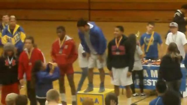 Moore on medal stand @ Mira Mesa 12 8 2012 смотреть онлайн