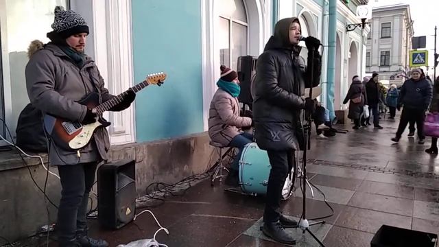 УЛИЧНЫЕ МУЗЫКАНТЫ(4)СПб,11.02.23. смотреть онлайн
