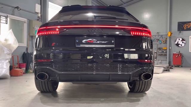 AUDI RSQ8 Akrapovic Exhaust смотреть онлайн