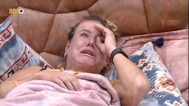 BBB23: AMANDA, KEY E NICÁCIO PEDEM EXPULSÃO DE BRUNA E PRODUÇÃO CHAMA ELA NO CONFESSIONÁRIO смотреть онлайн