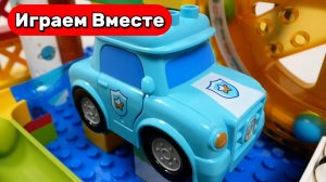 Развивающие видео для детей ! Строим Детский конструктор с горками !