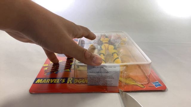 How To Open Marvel Legends Retro Figures Without Damaging The Packaging / Blister Opening Tutorial