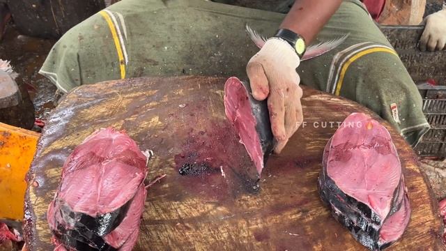 KASIMEDU 🔥SPEED SELVAM | TUNA FISH CUTTING | 4K VIDEO | IN KASIMEDU | FF CUTTING 🦈🔪🐬 смотреть онлайн