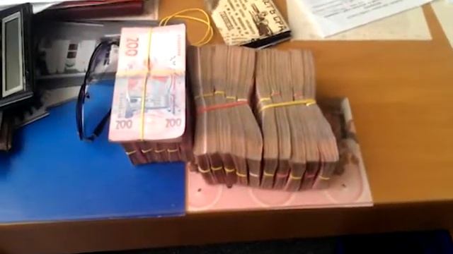 изъятые деньги смотреть онлайн