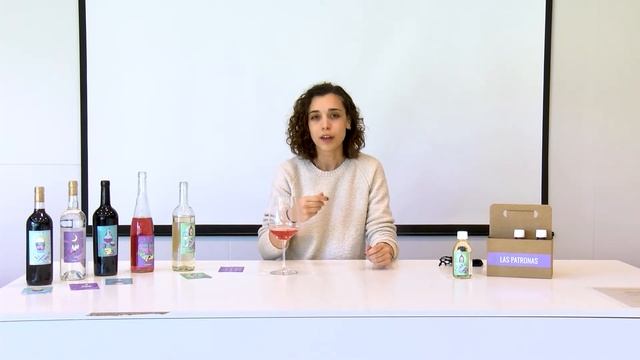 Gama de vinos y bebidas 'Las Patronas' de la IX Promoción de Enología (3/3) смотреть онлайн