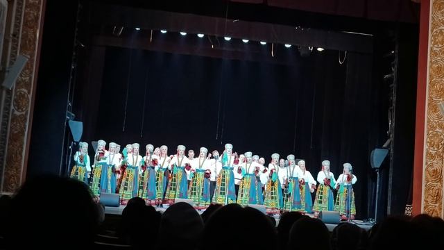 Сизых моих да два голуба. Исполняет хор Пятницкого, концертная запись смотреть онлайн