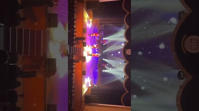 концерт нашей группы на триумфе . полетело оборудование..) смотреть онлайн