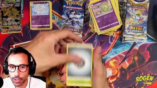 Apro 40 Bustine Pokemon dell'Era Spada e Scudo prese in Edicola смотреть онлайн
