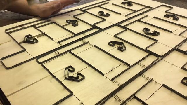 Штанцформа в процессе изготовления смотреть онлайн