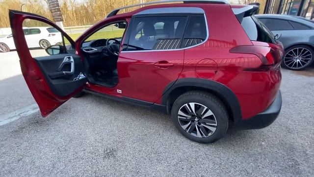 Peugeot 2008 1.5 blueHDI 100ch allure смотреть онлайн