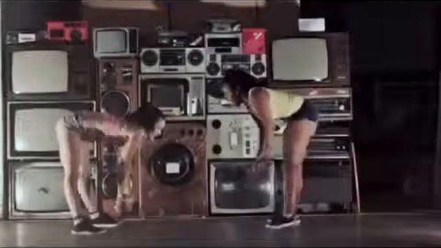 Queen Style Dancehall -(Official Video) смотреть онлайн