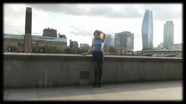 TRY ON FASHION EDITORIAL PANTYHOSE STOCKINGS TIGHTS HIGH HEELS MINI SKIRT SLIT COLLANT LOOKBOOK 4k смотреть онлайн