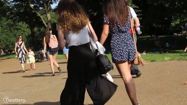 Picking Up Girls With A Voice Crack смотреть онлайн